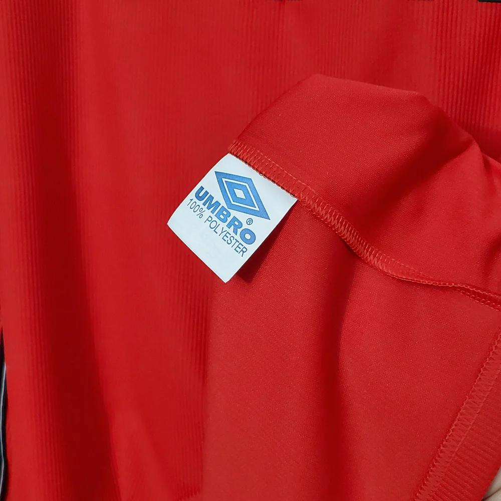Umbro etichetta