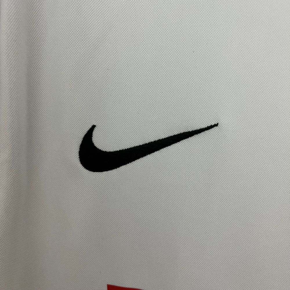 Nike Sponsor