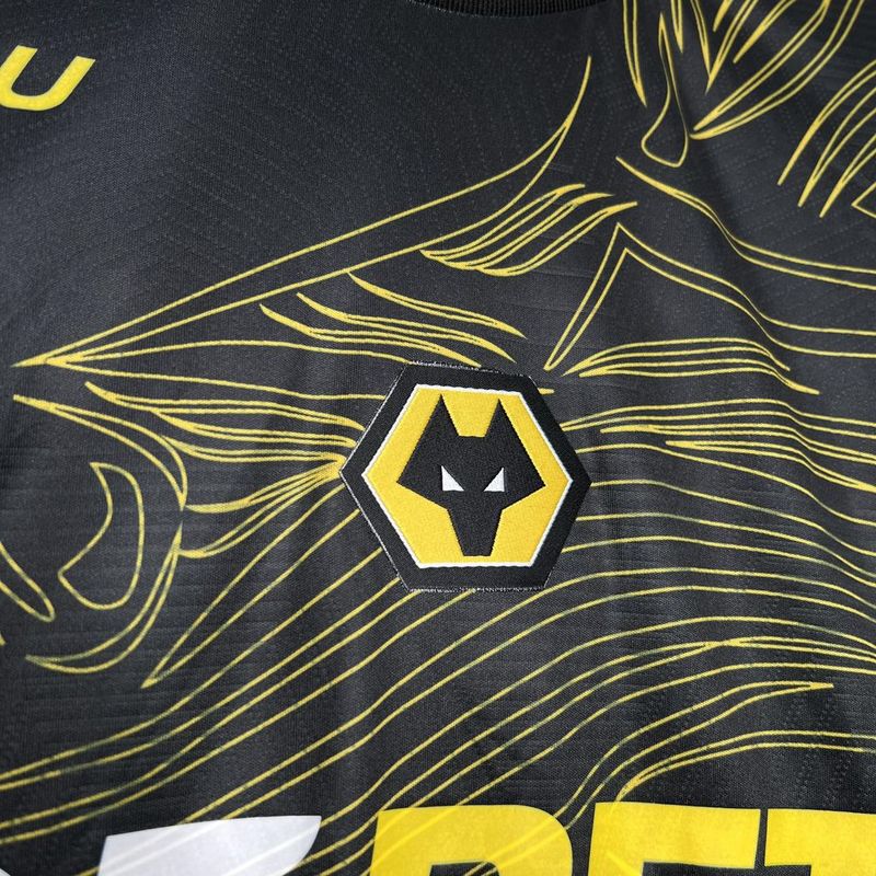 Wolves Logo