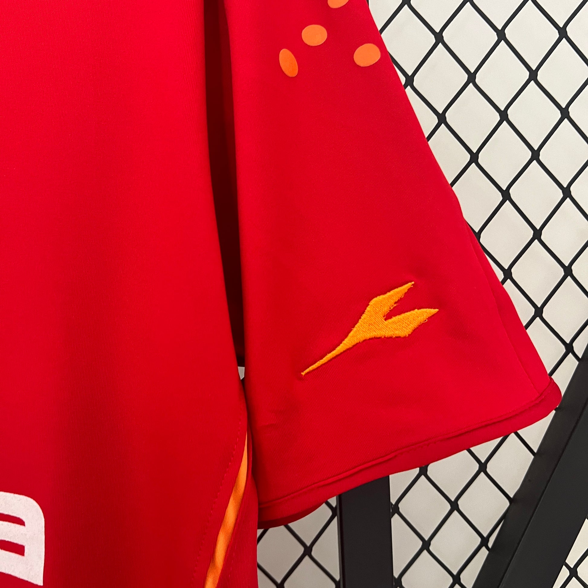 Diadora